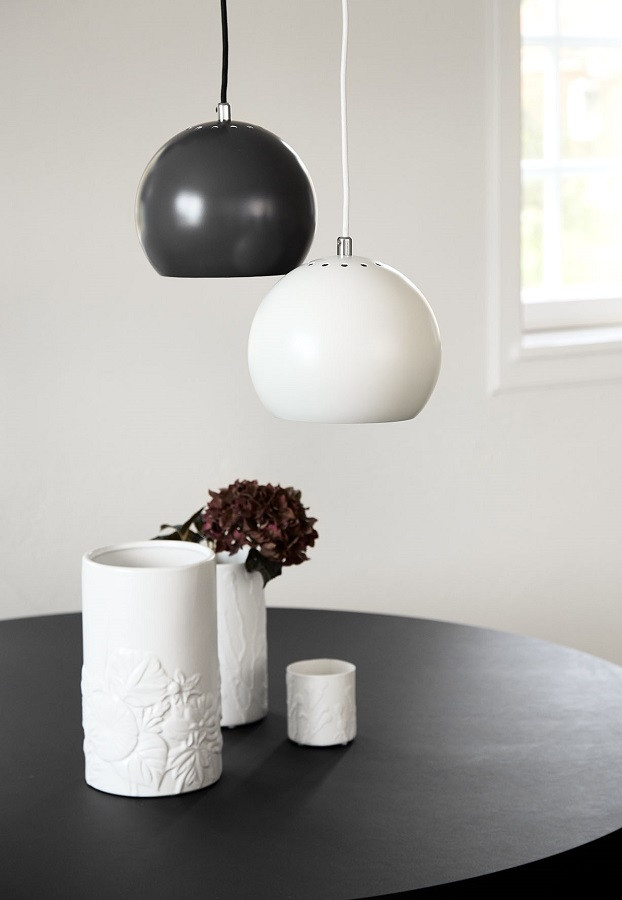 Лампа подвесная Ball, 16х?18 см, светло-серая матовая, черный шнур - фото 7 - id-p167306520