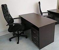 Стол письменный для офиса 1200х680х750 мм. Цвет Венге. Доставка 1 день!