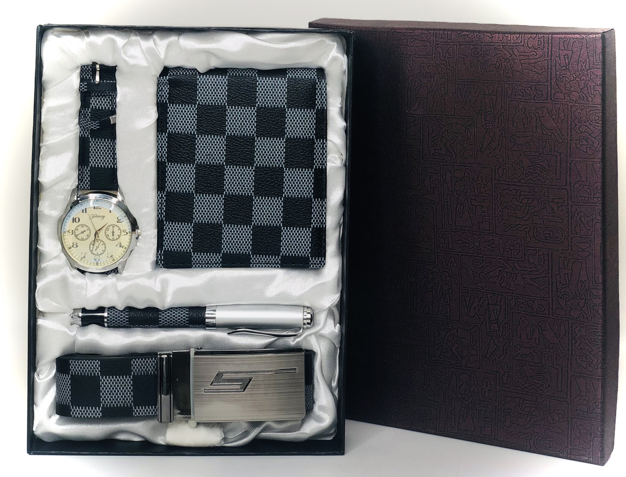 Подарочный набор мужской( Часы-хамелеон ( бежевый циферблат 3 круга), ремень, кошелек, ручка)