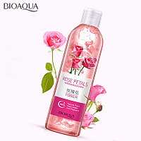 Тонер с лепестками розы Rose Petals Toner (250ml) Bioaqua