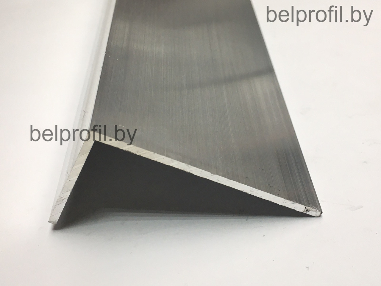 Алюминиевый уголок 50х20х2 (2,0 м), фото 1