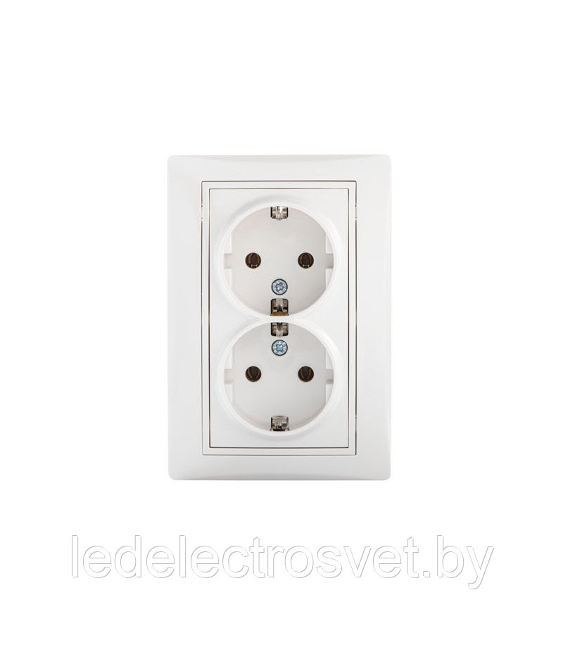 Basic 55 - Розетка 2x2P+E нем. стд. (белый)