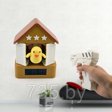 Будильник игра "Попади в птичку" с пистолетом и мишенью - фото 1 - id-p167709968