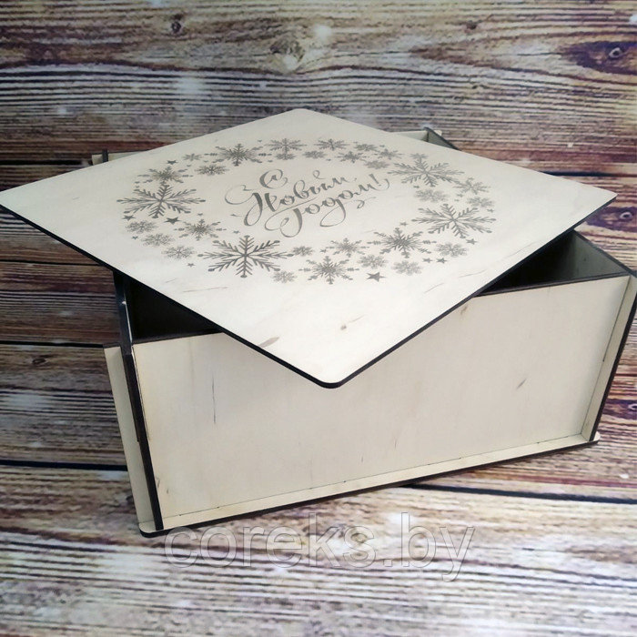 Новогодняя подарочная коробка (размер 15*15*10 см) №16 - фото 2 - id-p135914682