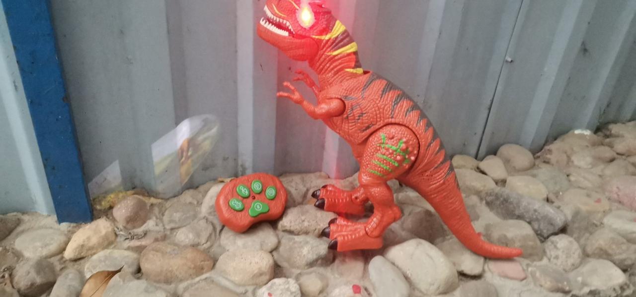 Интерактивная игрушка Динозавр Малыш Рекс на радиоуправлении свет ,звук, проектор, пар 50 см длина 33см высота - фото 2 - id-p163354214