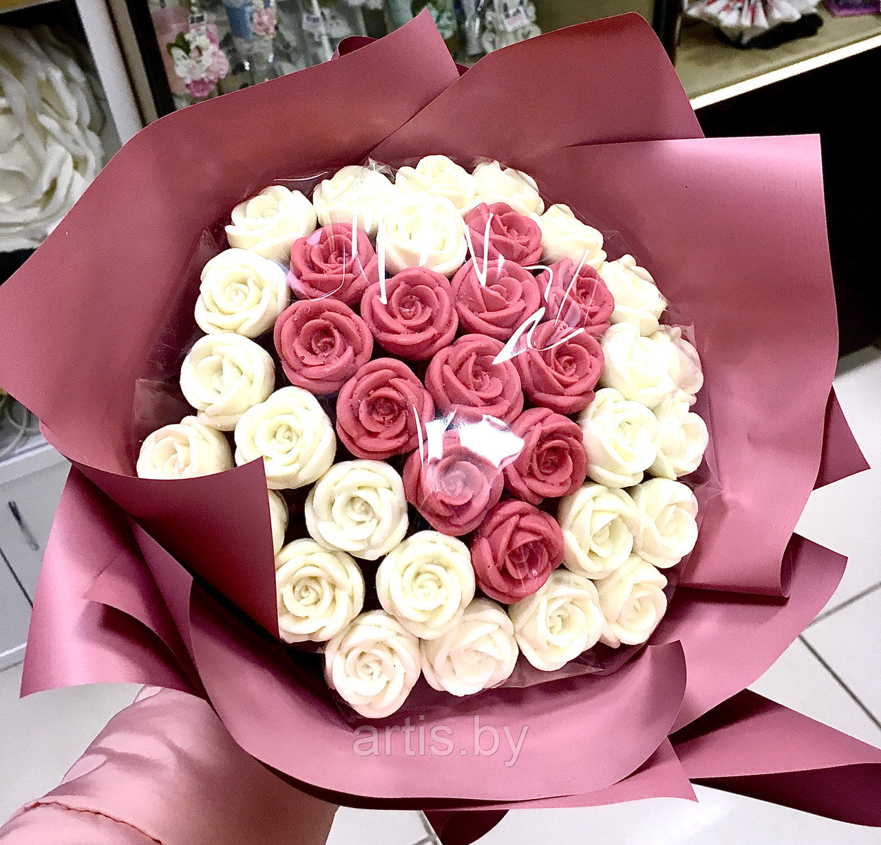 Шоколадный букет "Шоколадное сердце" на 37 роз (ручная работа). - фото 4 - id-p144797003