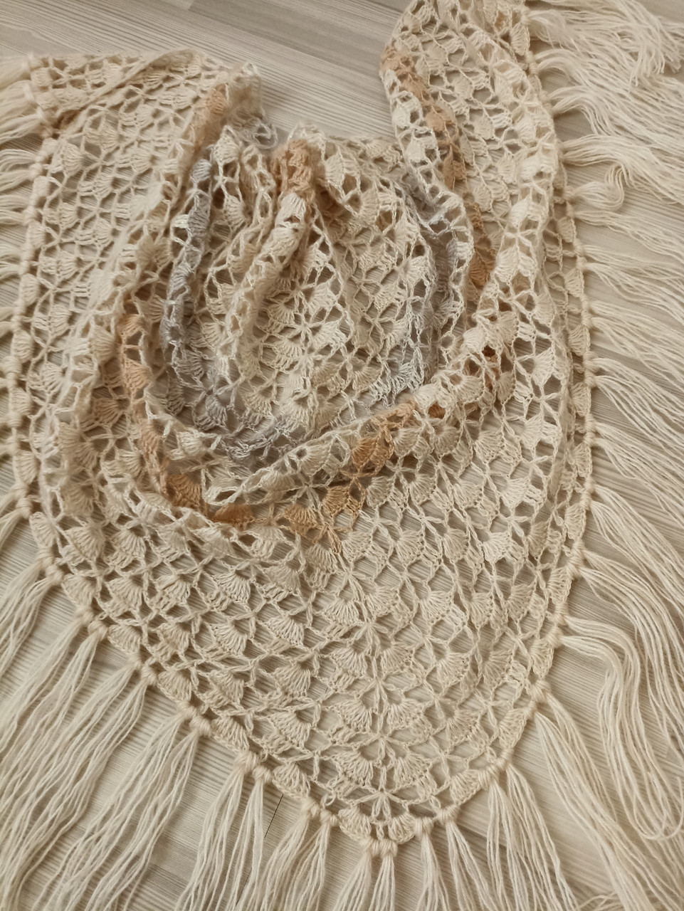 Красивые платки шарфы с бахромой ручной работы - фото 10 - id-p106847604
