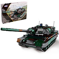 Конструктор Немецкий танк Leopard 2A6 1346 деталей Xingbao XB-06040