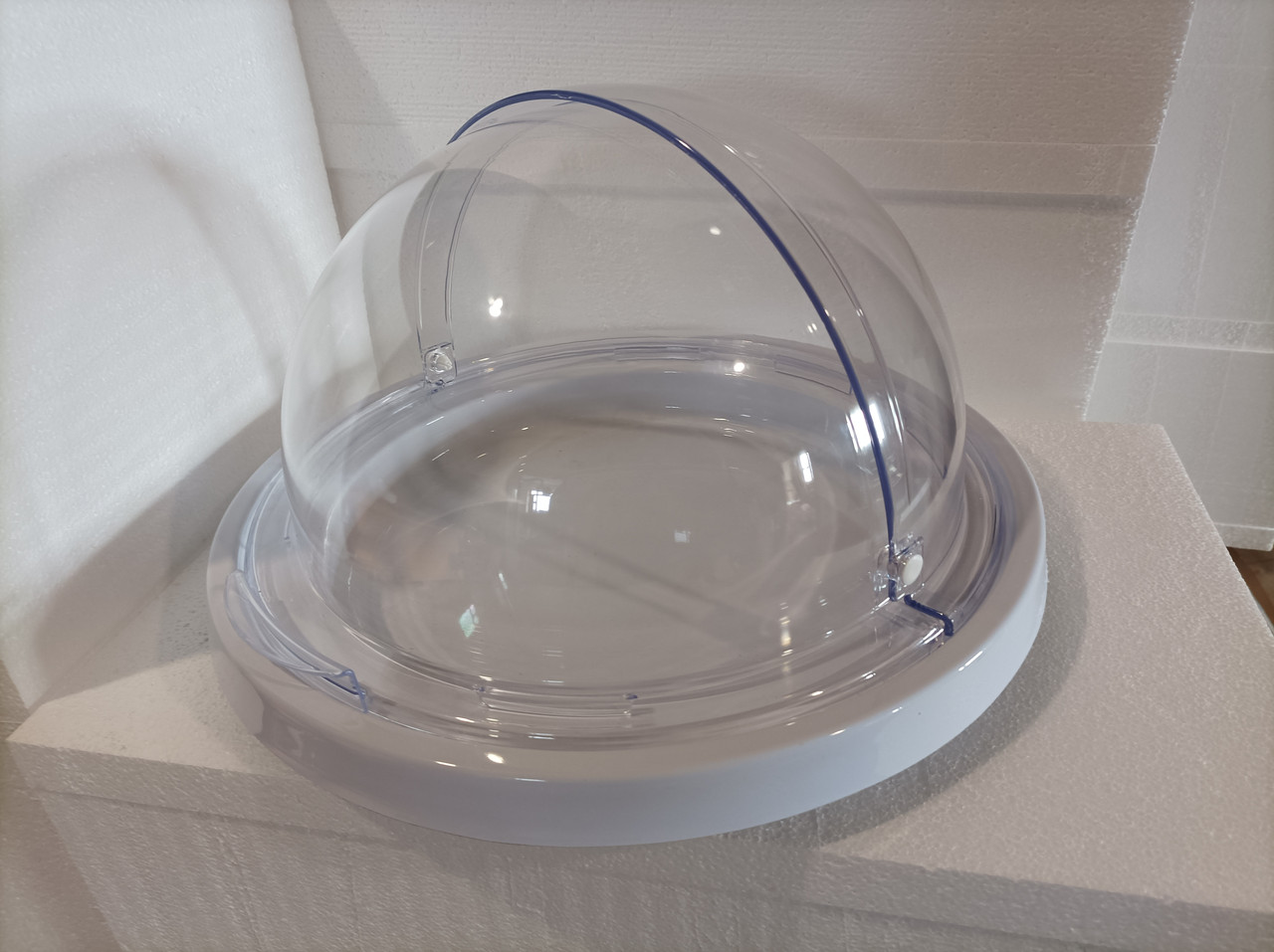 Крышка-полусфера прозрачная с подносом для бочки