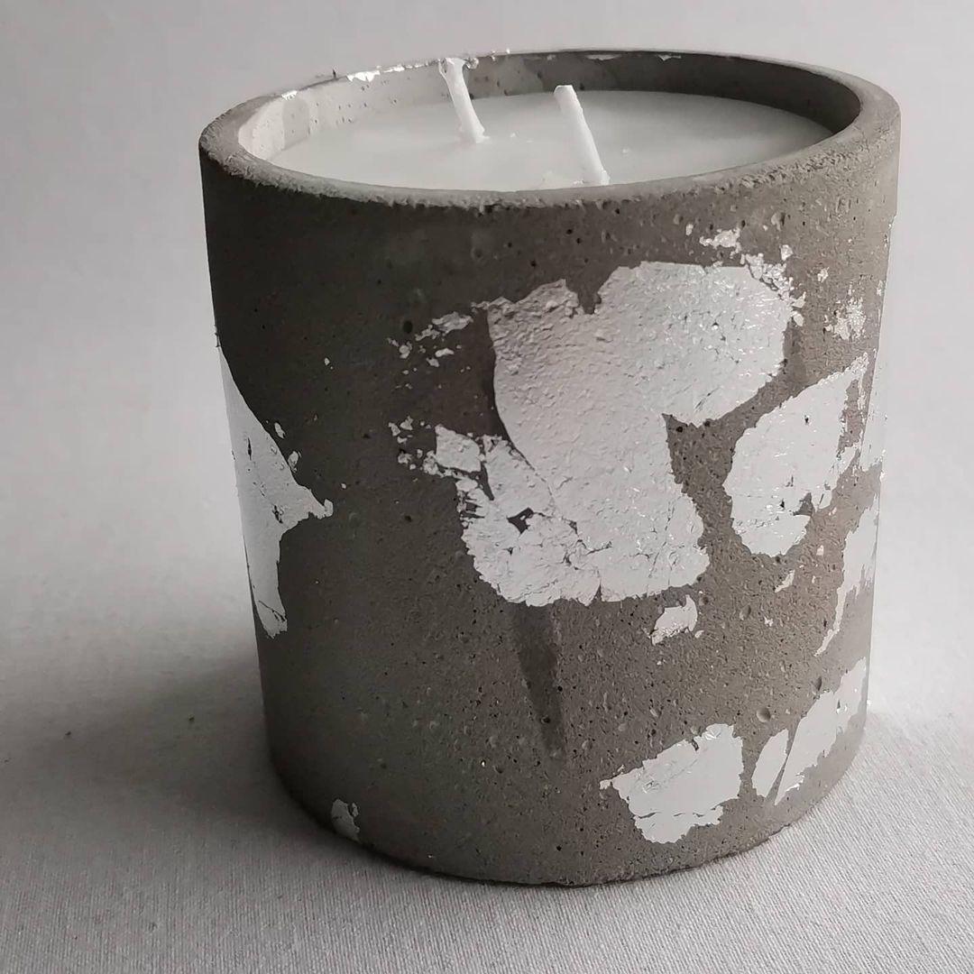 Свеча в бетонном стаканчике. Авторское изделие из бетона. - фото 1 - id-p168709315