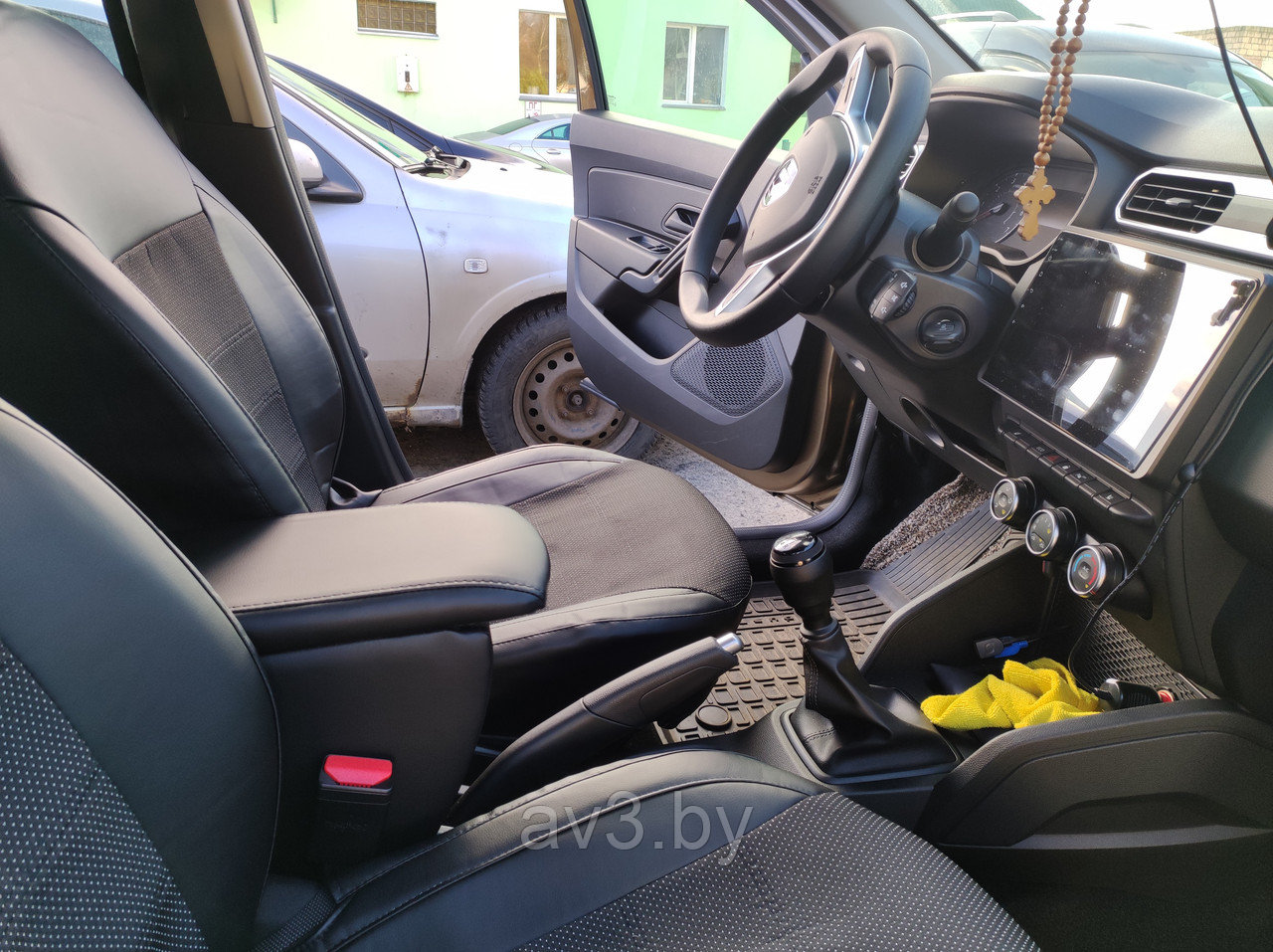 Подлокотник Renault Duster 2 с 2021-2022 / Рено Дастер 2 Lokot - фото 1 - id-p168708684