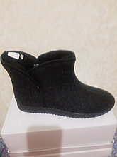 Бурки (ботинки)  черные