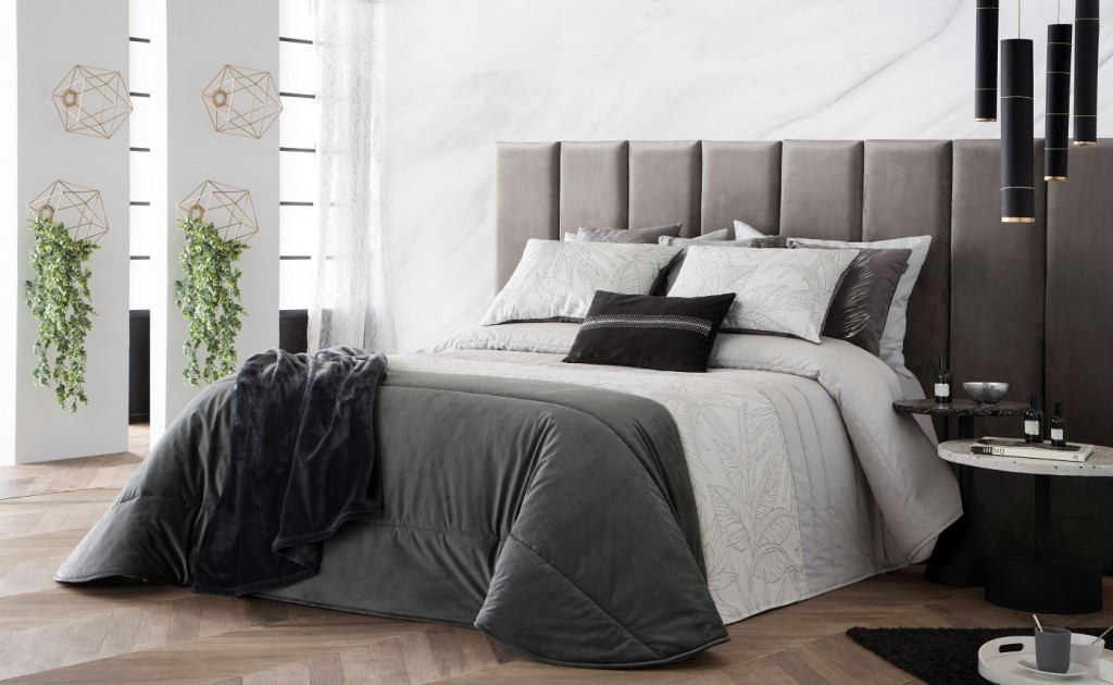 Испанское покрывало ANTILO 250x270 с 2 наволочками арт. Maeva gris