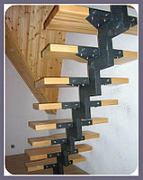 Лестница металлическая на центральном косоуре модель 3