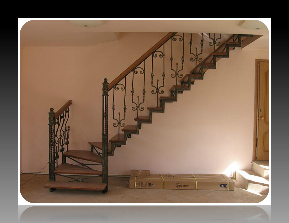 Каркас лестниц с забежными ступенями модель 76