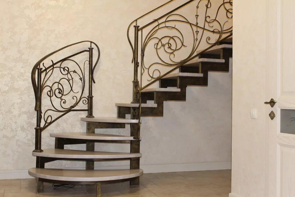 Каркас лестницы на двойном косоуре модель 90