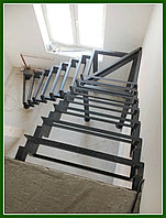 Металлокаркас лестницы с поворотом модель 119