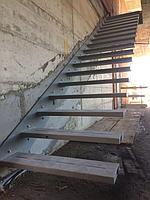 Консольная лестница металлическая модель 12