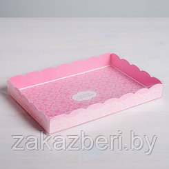 Коробка для кондитерских изделий с PVC-крышкой «Сделано с любовью», 22 × 15 × 3 см