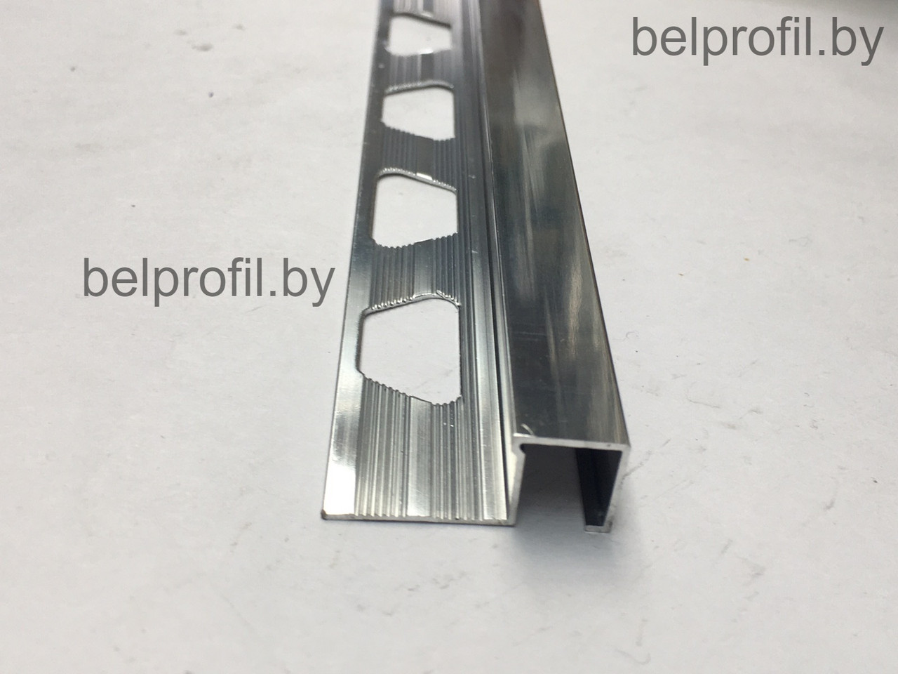 П-образный уголок для плитки 10мм серебро глянец 270см - фото 2 - id-p142162314