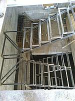Лестницы из металла под зашивку модель 22
