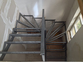 Металлокаркас для лестницы под зашивку модель 26