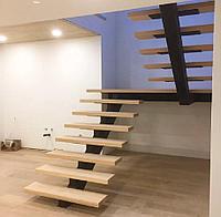 Лестница на монокосоуре с площадкой модель 97