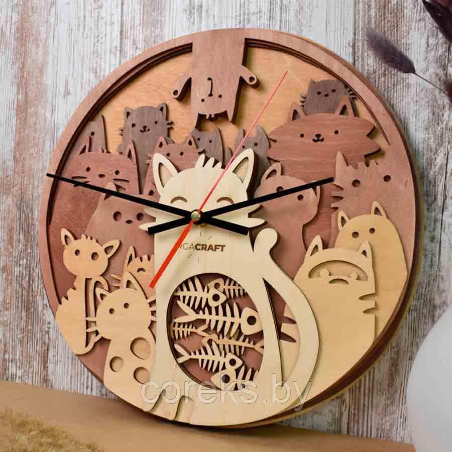 Часы настенные деревянные "Котики" (размер 30*30 см) - фото 1 - id-p169589749