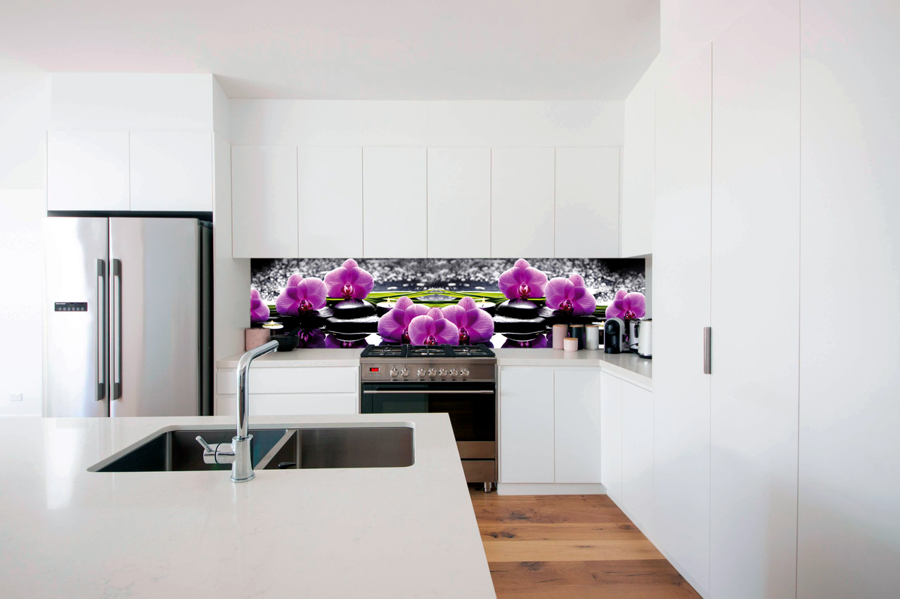 Скинали на кухню, фартук на кухню с фиолетовыми цветами, орхидея. КМ 43 3000х610х3мм - фото 3 - id-p168995104