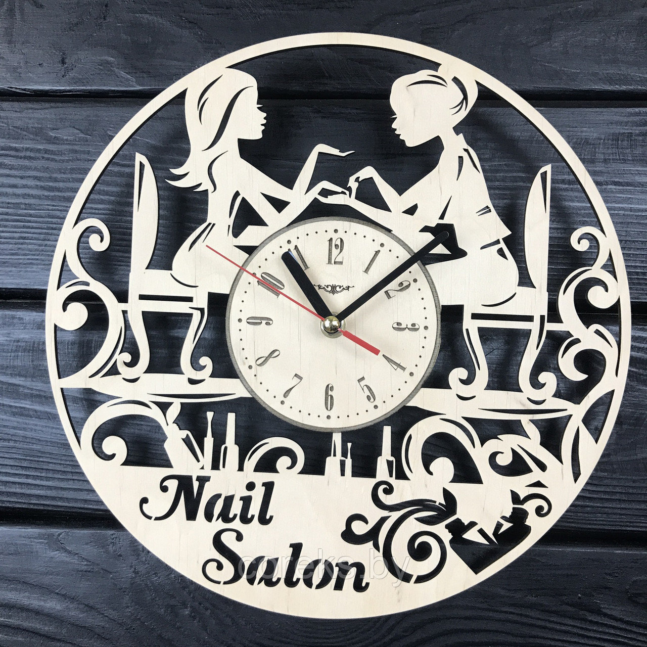 Часы настенные деревянные "Nail Salon" (размер 30*30 см) - фото 1 - id-p169590758