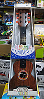 Детская шестиструнная деревянная гитара