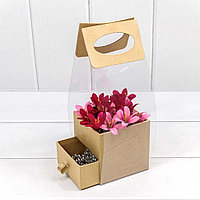 Коробка-куб для цветов с отделением для подарка 10*10*28 Бежево-золотистый