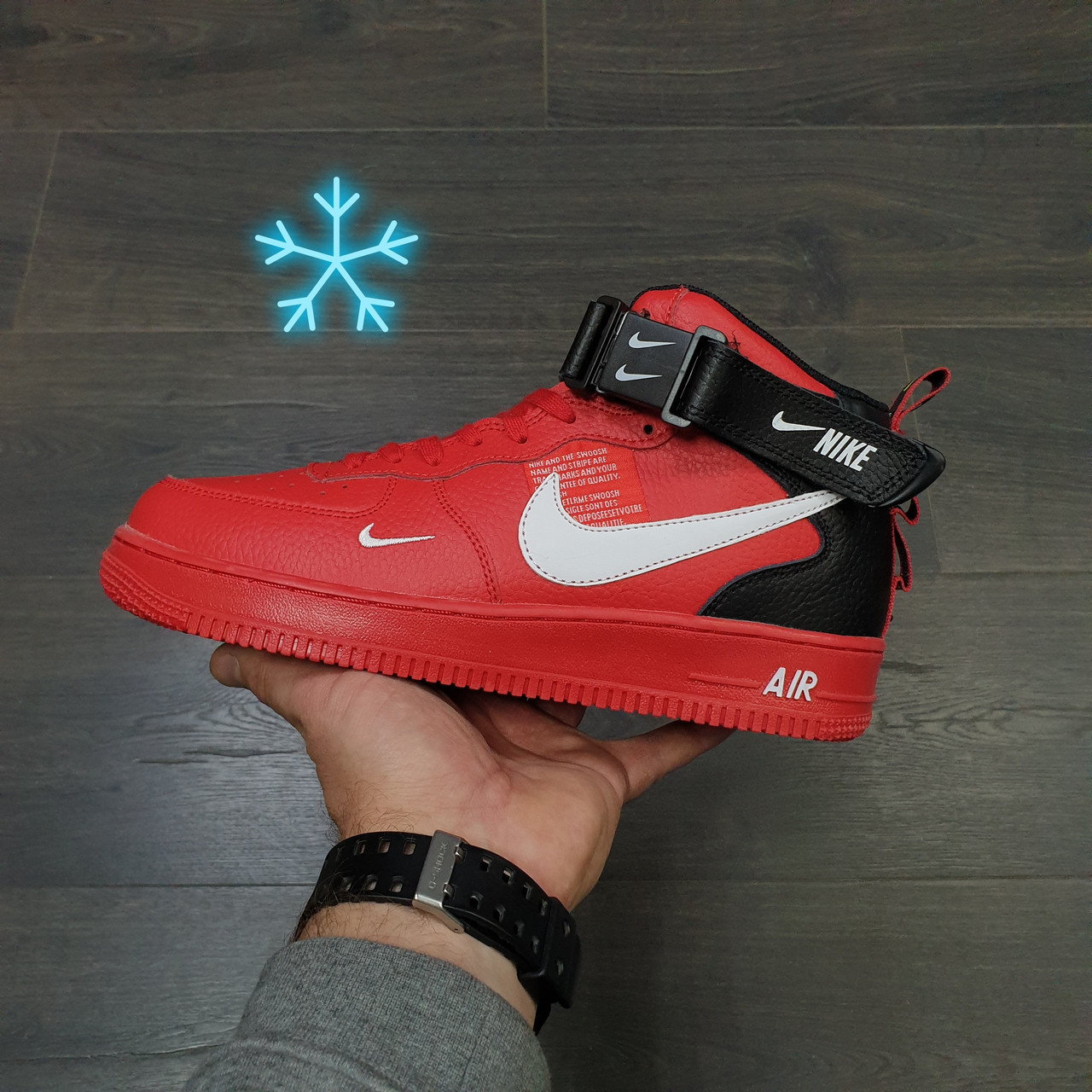 Кроссовки Nike Air Force 1 Mid Red с мехом