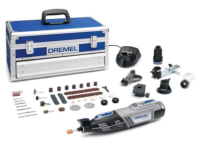 Аккум. гравер DREMEL 8220 1/5 RUS в кор. + набор насадок (12.0 В, 1 акк., 2.0 А/ч, Li-Ion, 5000 - 33000