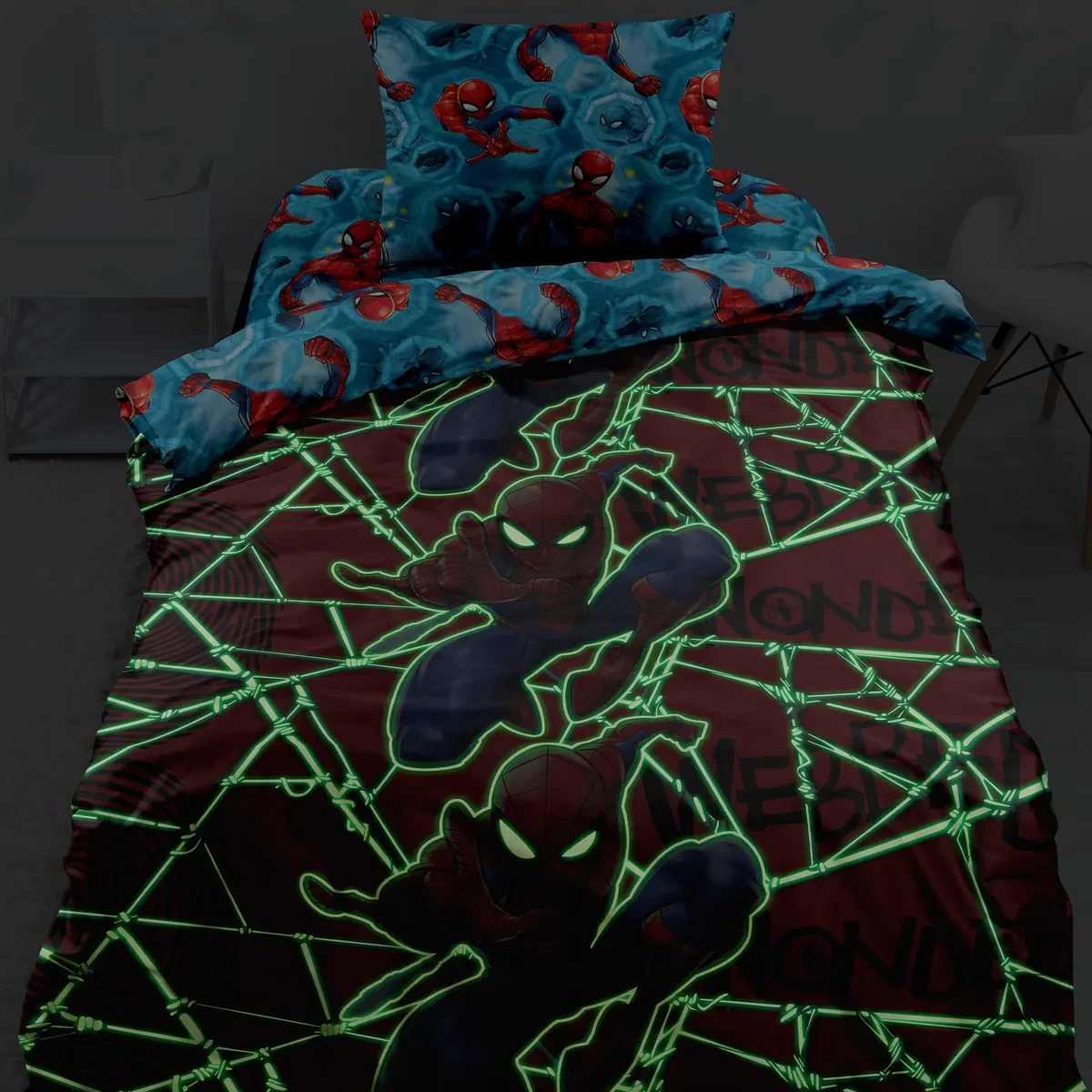 Детское постельное белье «Человек Паук» Паутина Neon 722212 (1,5-спальный) Светится в темноте - фото 3 - id-p170362992