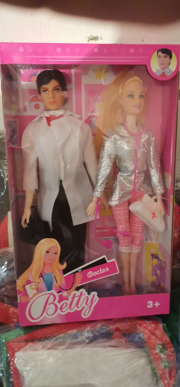 Кукла Барби и Кен "Семья врачей "шарнирные, с аксессуарами набор доктор 8238 - фото 1 - id-p77874426
