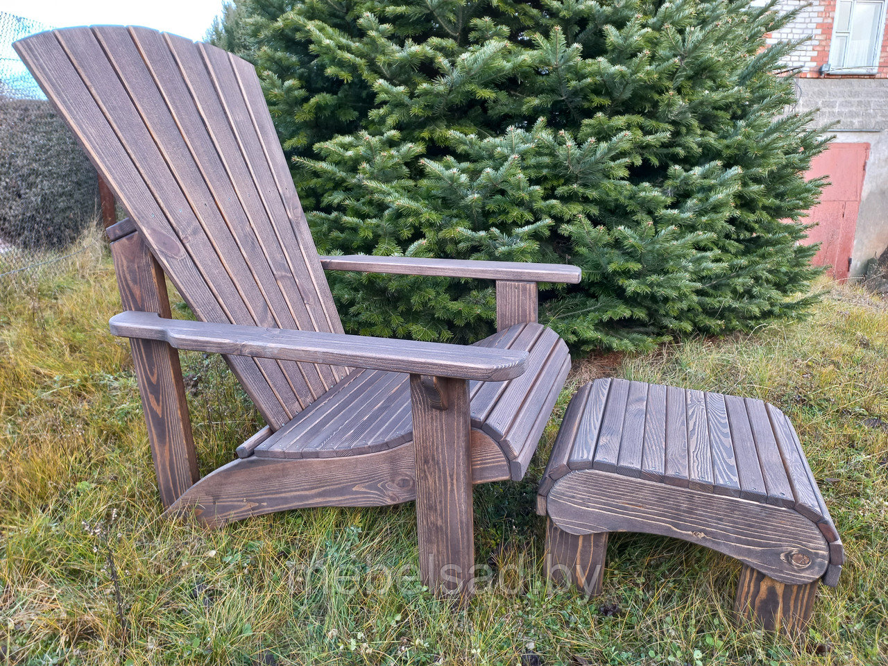Кресло садовое из массива сосны "Адирондак Небраска" с подставкой для ног