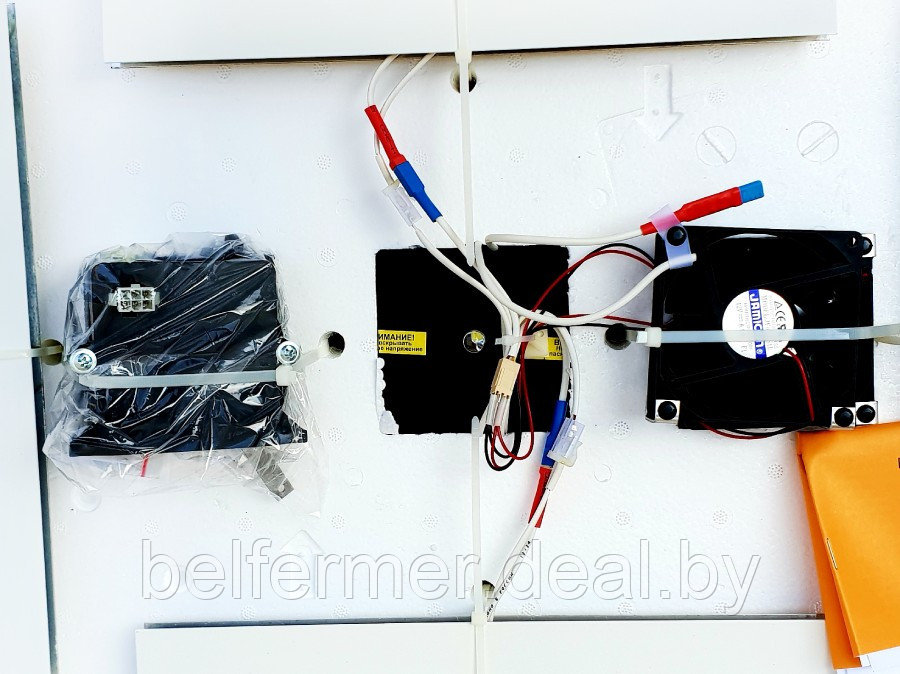Инкубатор Несушка на 36 яиц (автомат, цифровое табло, вентиляторы, 220+12В) + Гигрометр, арт. 45ВГ - фото 3 - id-p170648264