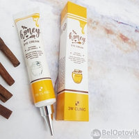 Питательный крем для век (кожи вокруг глаз) с экстрактом меда 3W Clinic Honey Eye Cream, 40 ml Original