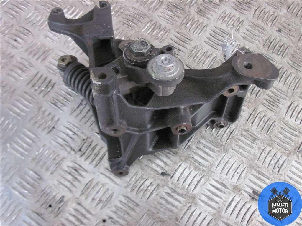 Кронштейн двигателя PEUGEOT PARTNER I (1996 - 2006 г.в.) 1.9 D WJY (DW8B) - 69 Лс 2002 г. - фото 3 - id-p170818396