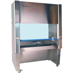 Шкаф микробиологической безопасности класса II A2 LABTRON LBS2-A21