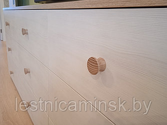 Ручка для мебели деревянные (РМ 17) из дуба или ясеня 56*48*28.Шлифованные под покрытие.
