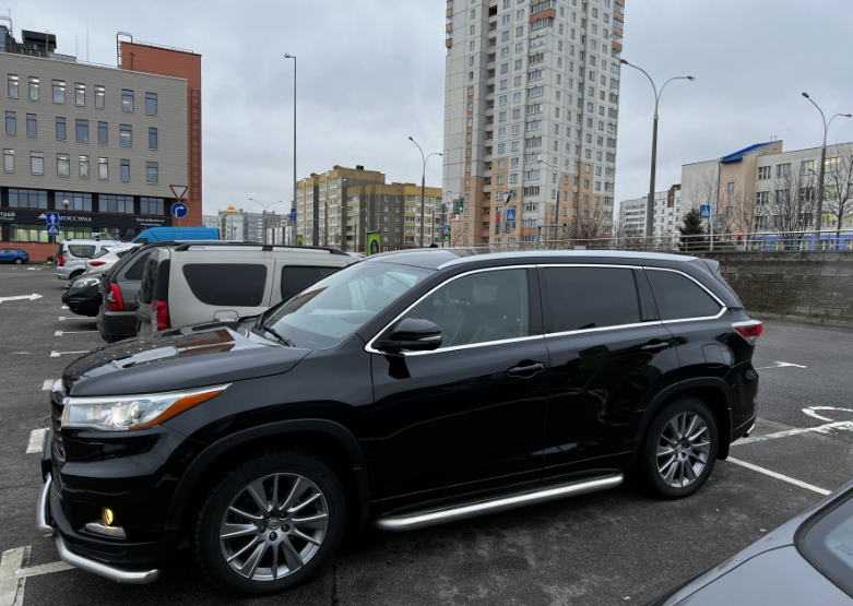 Toyota Highlander III (XU50), 7 мест (прокат и аренда, с водителем/без) - фото 4 - id-p171357190