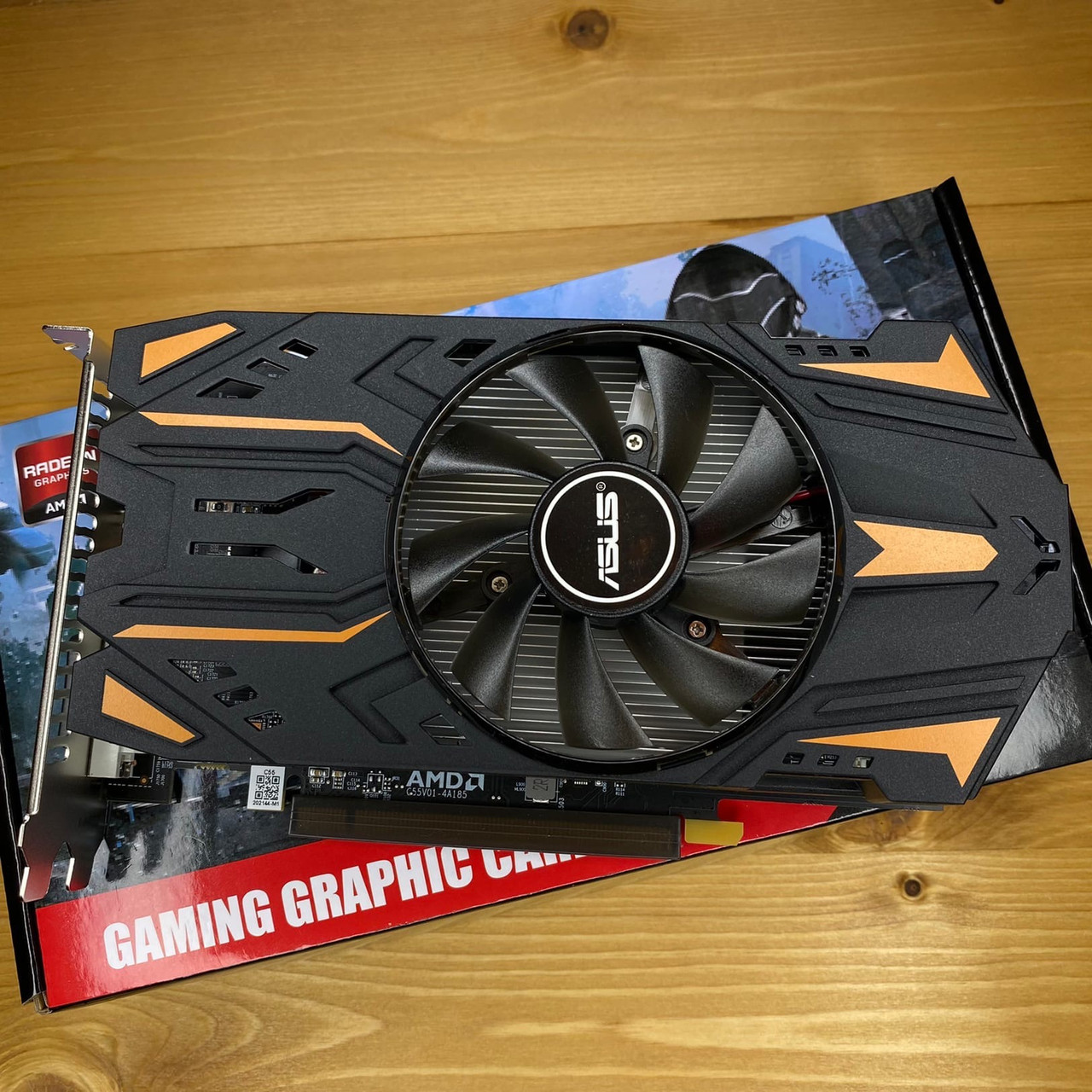 Видеокарта Radeon RX 550 4GB GDDR5 - фото 1 - id-p109353805