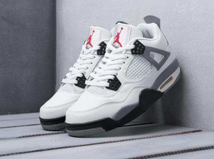 Кроссовки Nike Air Jordan 4 Retro 44 - фото 1 - id-p171589451