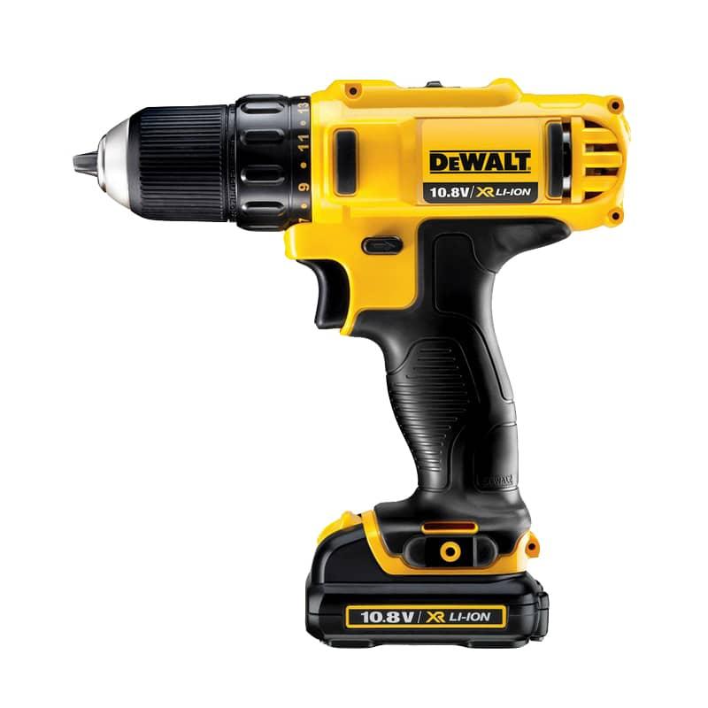 Дрель-шуруповерт DeWALT DCD710C2