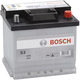 Автомобильный аккумулятор Bosch 0092S30170 / 545079030 (45 А/ч)