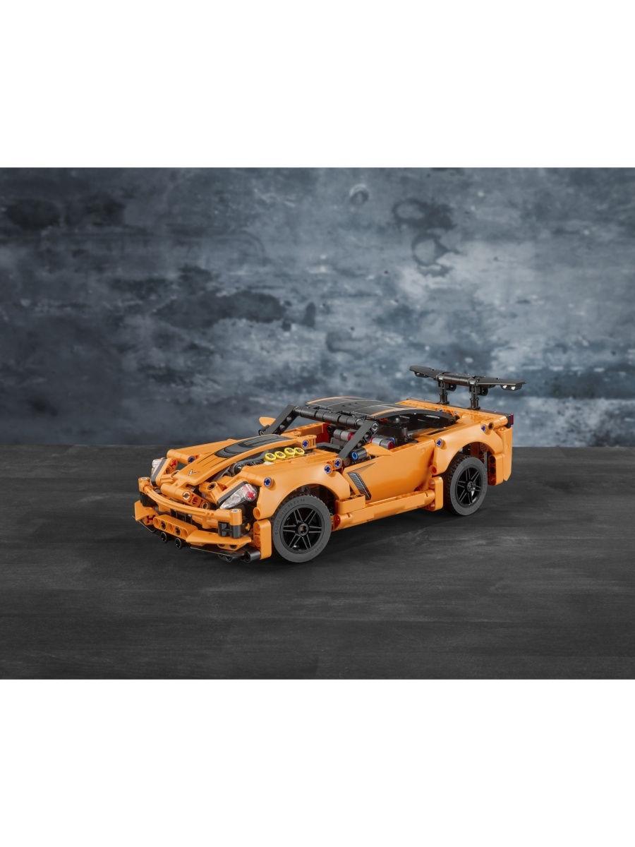 Конструктор Lego Technic 42093 Chevrolet Corvette ZR1 - фото 7 - id-p171745818