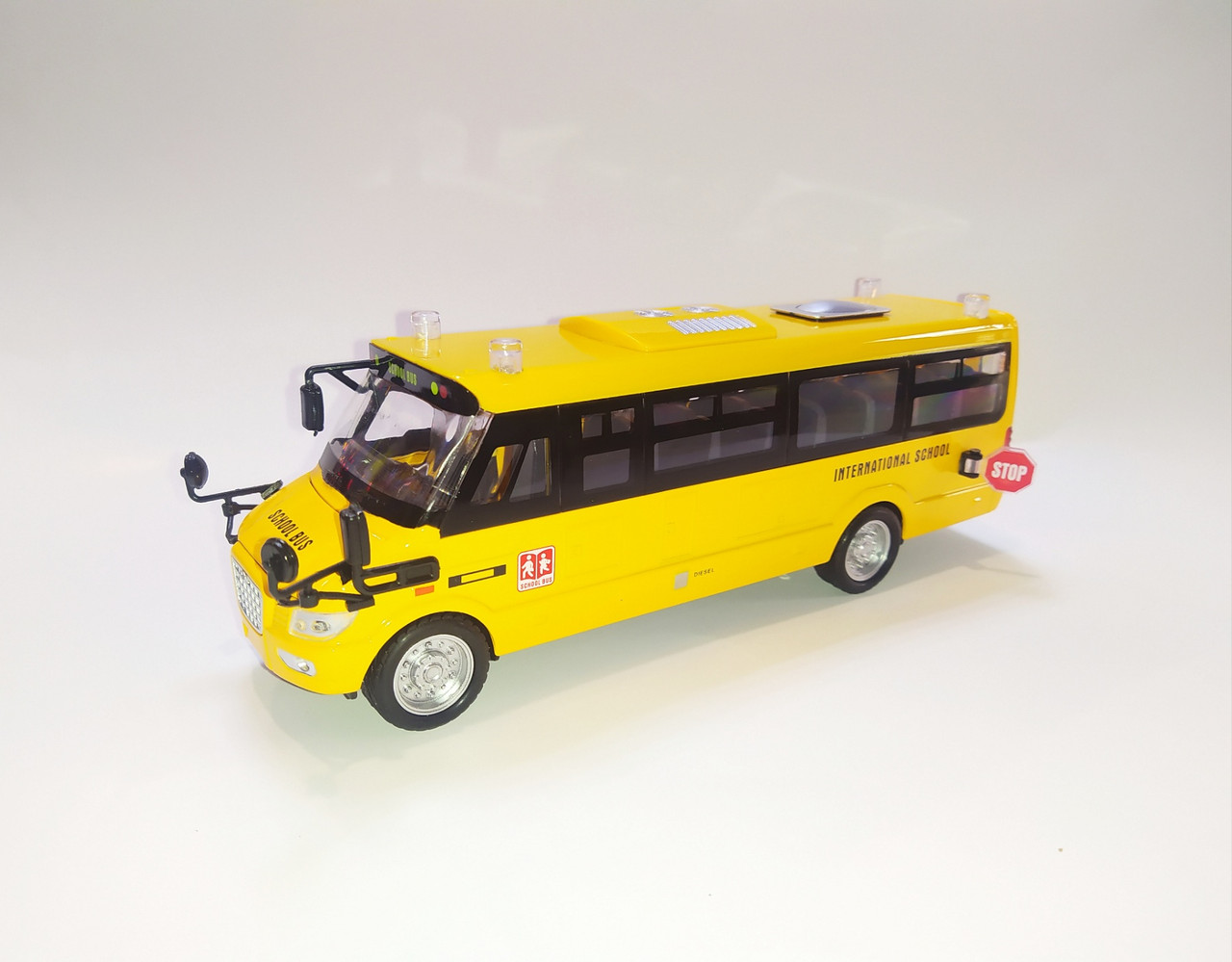 Детский игрушечный Школьный Автобус металлический со звуком и светом, подсветкой. Инерционная модель., фото 1
