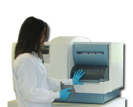 Автоматизированная система определения чувствительности микроорганизмов к антибиотикам bioMerieux VITEK 2 - фото 2 - id-p172142979